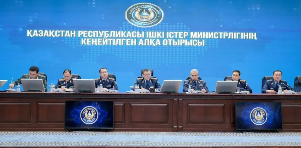 От профилактики к цифровой трансформации: в МВД подведены итоги работы за 2025 год и определены приоритеты на предстоящий период (2)