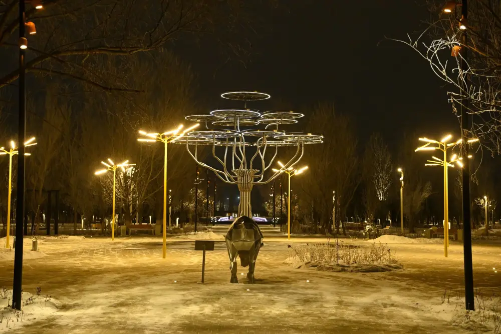 Глава региона ознакомился с ходом реконструкции Президентского парка (8)