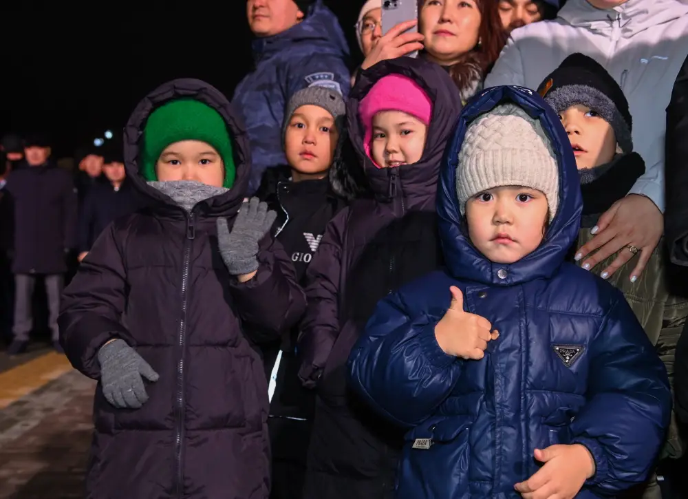 Глава региона поздравил жителей и гостей города с праздником (2)