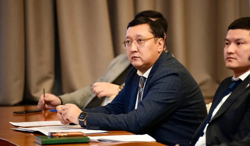 Аким ВКО: Необходимо усилить контроль за целевым использованием субсидий в сельском хозяйстве (2)