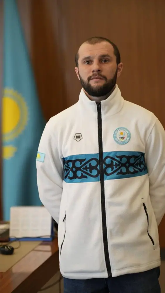 Аким ВКО встретился со спортсменами, участвующими в XXV зимних Олимпийских игр (4)