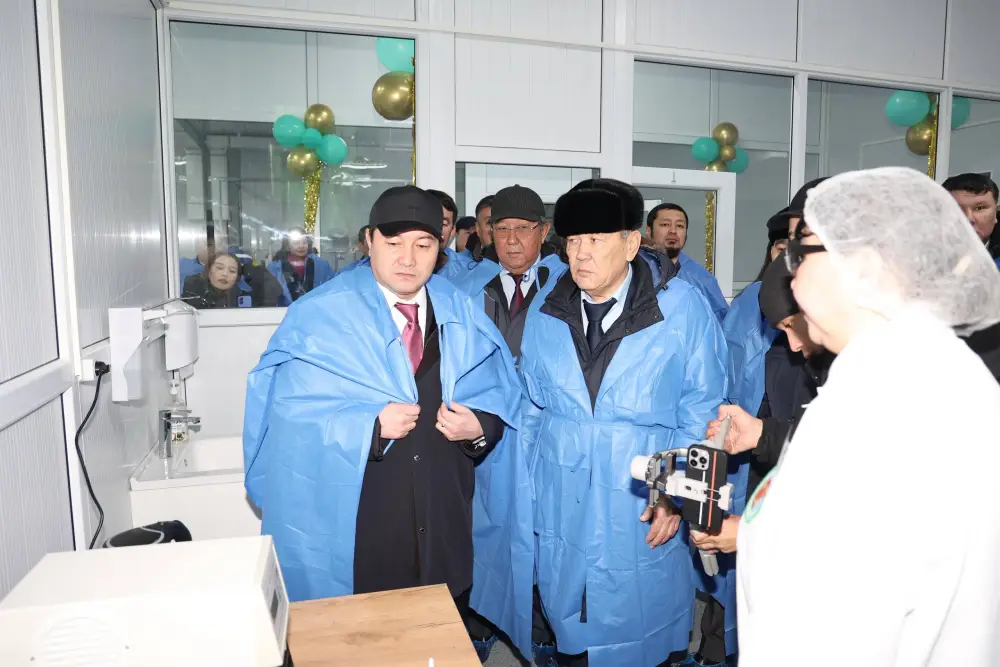 В Жанаозене открылся цех по производству сухого верблюжьего молока (5)