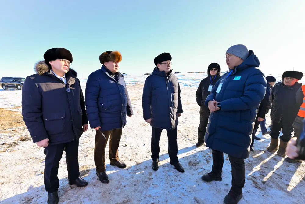 В селе Кенгирбай би Абайского района проводится реконструкция системы водопровода (3)