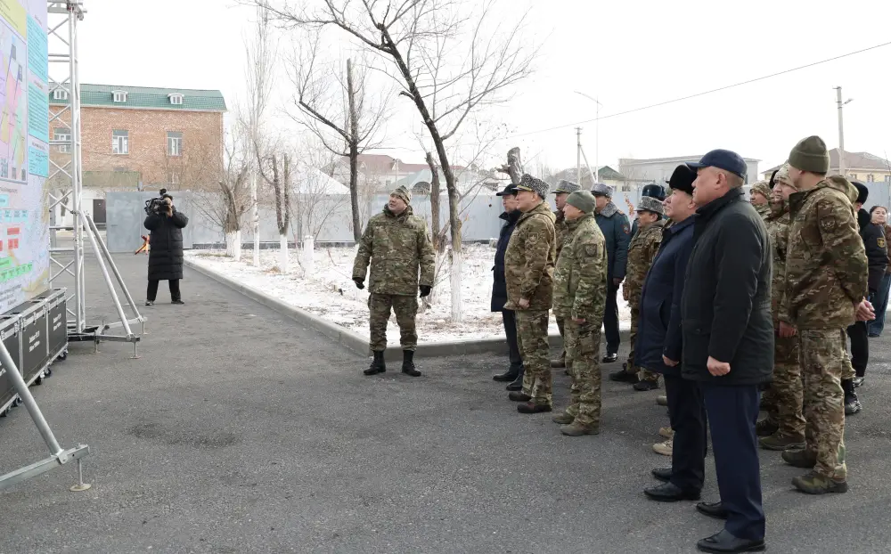 Министр обороны проинспектировал военные объекты в Кызылординской области (9)