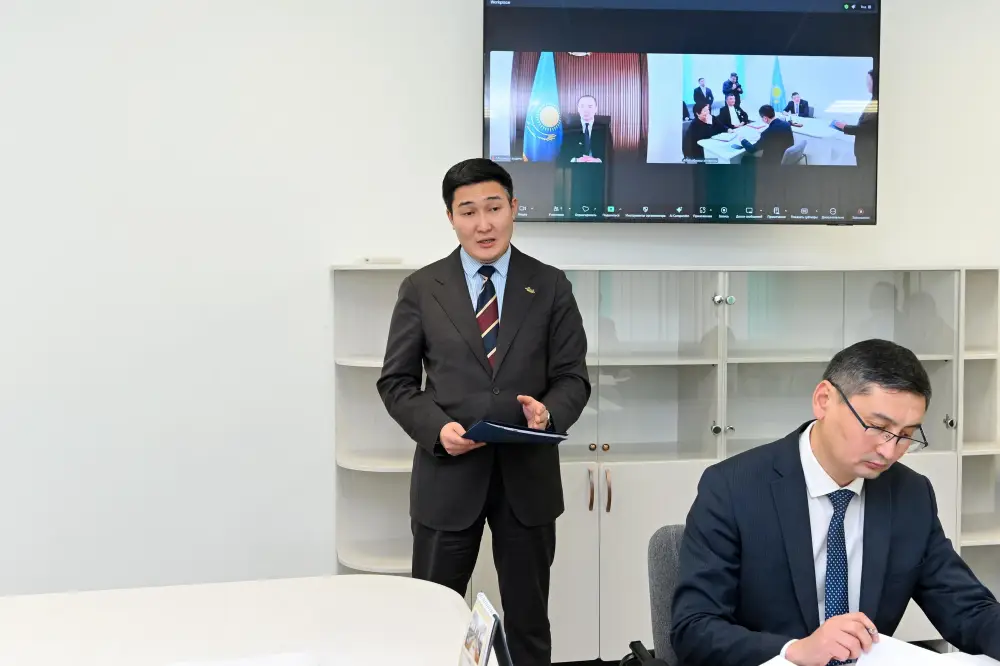 Аким области провел личный прием граждан (2)