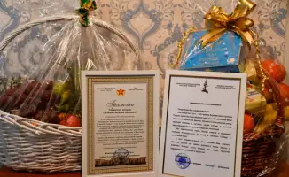 В Актау военные моряки отметили 99-летие ветерана войны трогательной церемонией