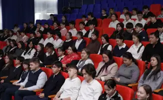 В Астане прошла игра «Qarzhy Saqshysy», обучающая студентов и школьников навыкам финансовой безопасности