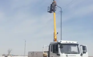 В Аксуатском районе ведутся работы по уличному освещению