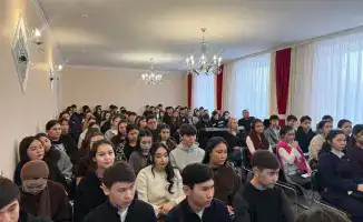 Студенты Уральска обсуждают инициативы «Таза Қазақстан» на молодежной диалоговой площадке