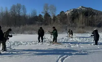 На водоёмах Каркаралинского нацпарка идут зимние аэрационные работы