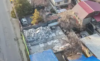 Снос незаконного объекта в Алматы: последствия для собственников и соблюдение законности