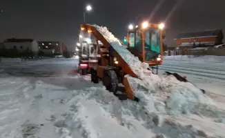 Астана сталкивается с последствиями снегопадов: значительные объемы снега вывезены с улиц города