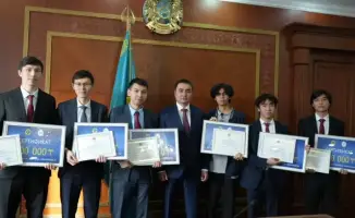Карагандинская область чествует бронзовых призёров Международной Жаутыковской олимпиады