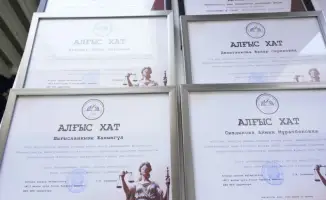 Фестиваль театральных коллективов в Астане: учащиеся обсуждают правовые и моральные вопросы