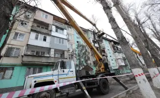 Ербол Карашукеев проинспектировал работы по ликвидации последствий пожара в Таразе