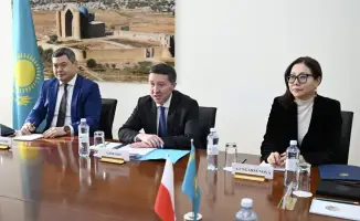 Казахстан и Польша укрепляют двусторонние отношения через политические консультации в Астане
