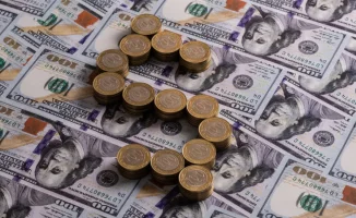 Доллар подешевел на торгах в Казахстане после решения Нацбанка