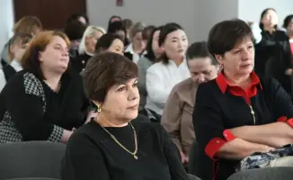 В Астане прошла встреча с родителями школьников, посвященная правовой грамотности в налоговой сфере