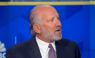 Министры США под шквалом освистов на ужине в Давосе