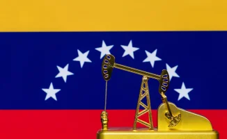 Венесуэла передаст США нефть на 2 миллиарда долларов