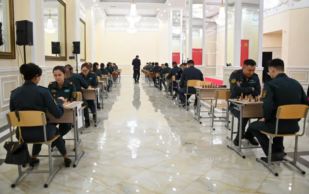 В Министерстве обороны определили сильнейших шахматистов и мастеров игры в тоғызқұмалақ (2)