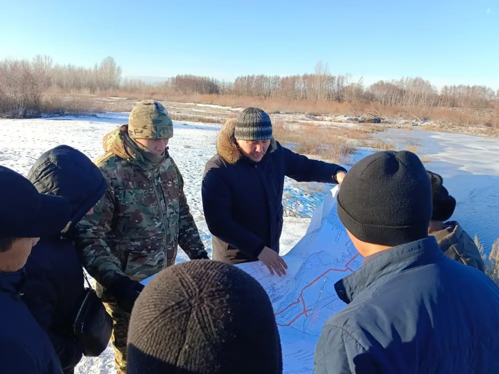 В Актобе ведётся подготовка к весеннему паводку (2)