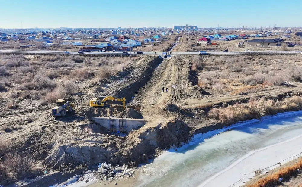 Глава региона ознакомился с ходом реконструкции канала «Кызылжарма» и улицы Сагымбаева (2)