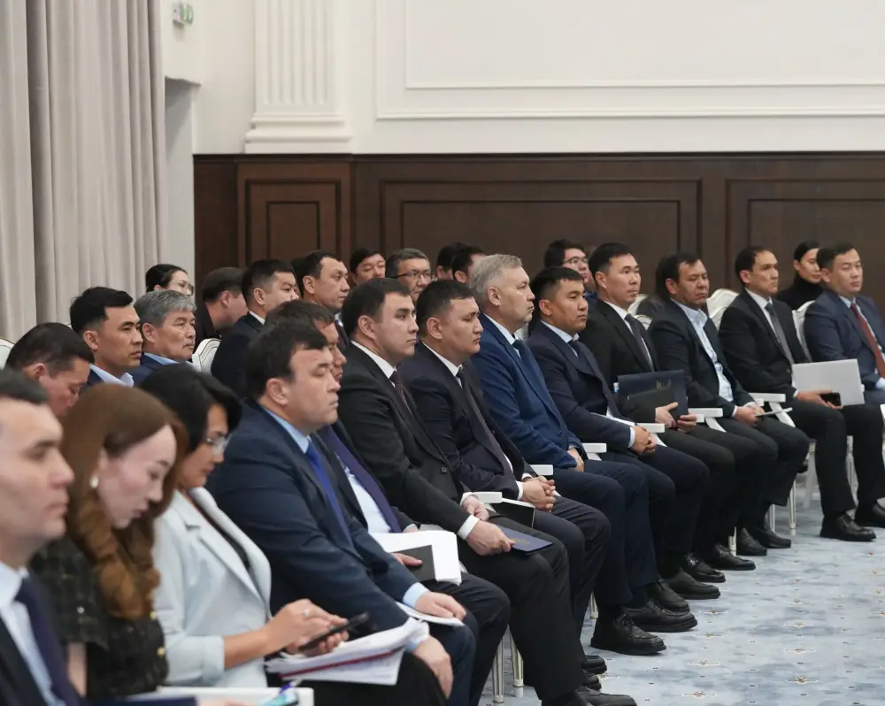 В ПРОКУРАТУРЕ ТУРКЕСТАНСКОЙ ОБЛАСТИ ОБСУДИЛИ ВОПРОСЫ ЗАЩИТЫ ПРАВ ИНВЕСТОРОВ И СОПРОВОЖДЕНИЯ ПРОЕКТОВ (3)