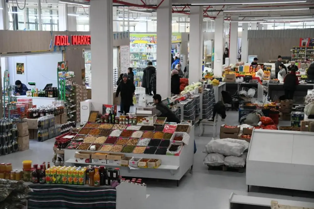 Выгодные цены и качественная продукция: очередная сельхозярмарка проходит в Астане (2)