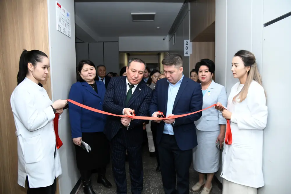 В УНИВЕРСИТЕТЕ АБАЯ ОТКРЫЛИ ШЕСТЬ СОВРЕМЕННЫХ ЛАБОРАТОРИЙ (9)