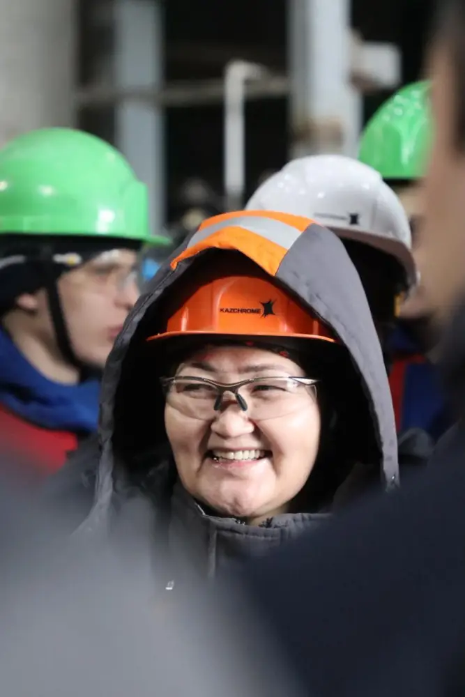 Актив Хромтауского района и трудовые коллективы выразили поддержку проекту новой Конституции (6)