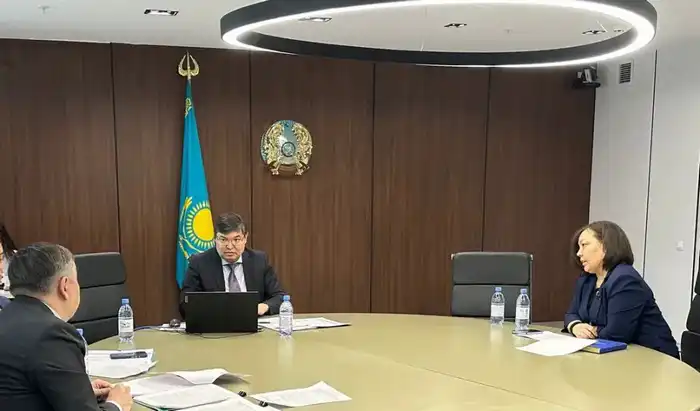 Министр финансов РК провел прием граждан (3)