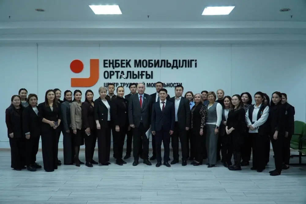 В Астане состоялась встреча, посвященная разъяснению конституционных реформ (2)