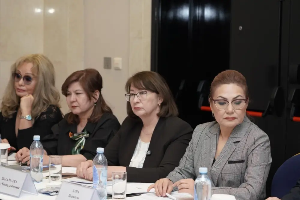 В столице обсудили вопросы вакцинации (7)