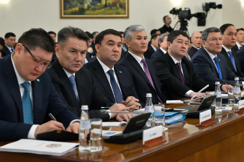 Началось заключительное слово Президента Касым-Жомарта Токаева (2)