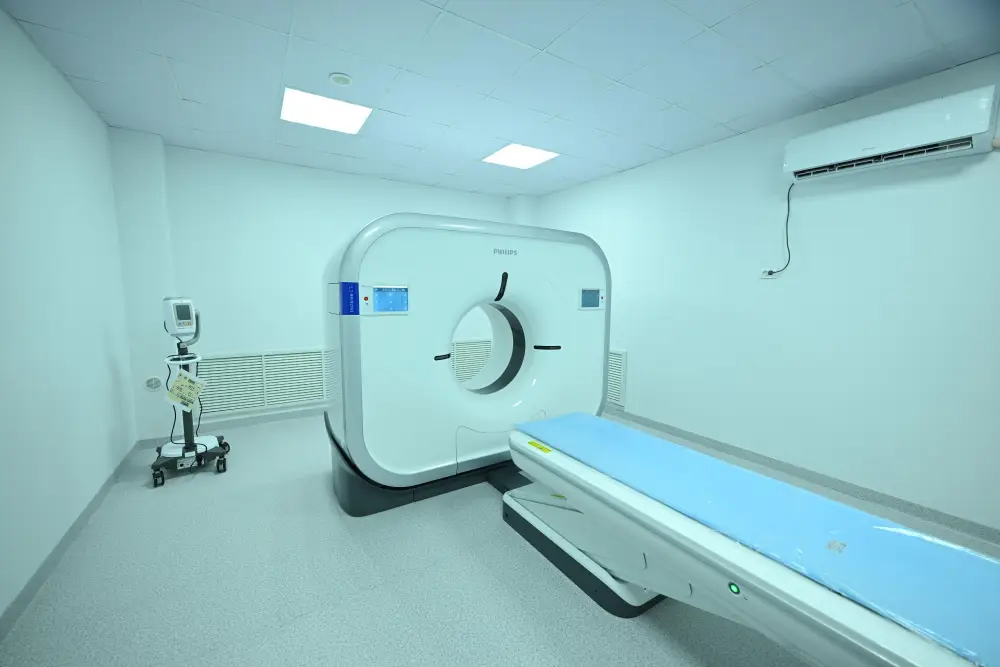 В Центральной районной больнице Аксуатского района проводится капитальный ремонт (4)