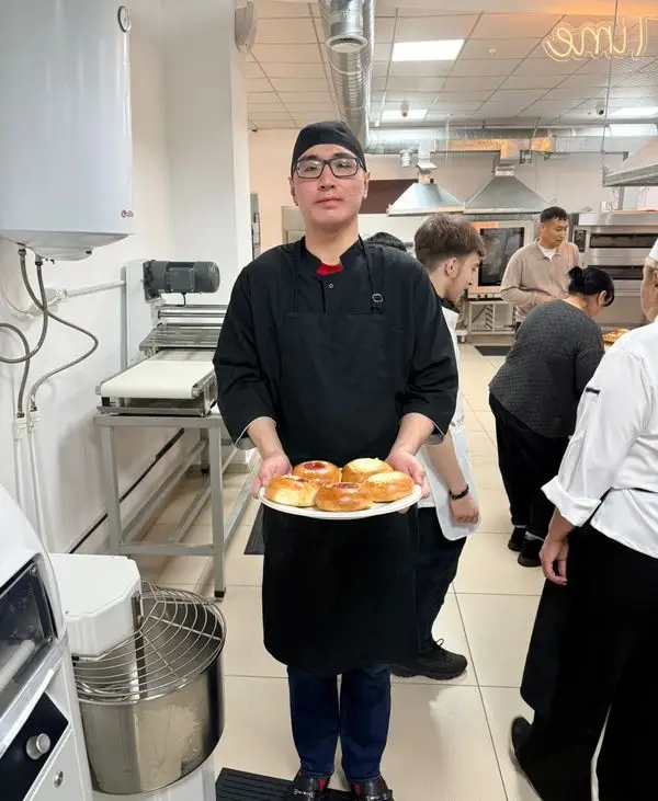 Инклюзия в действии: в Карагандинской области подростки с особыми потребностями осваивают профессию кондитера (9)