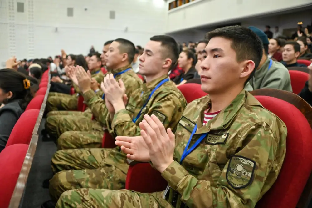 Команда Министерства обороны «Жұлдызды жігіттер» прошла в высшую лигу Jaidarman TOP (5)
