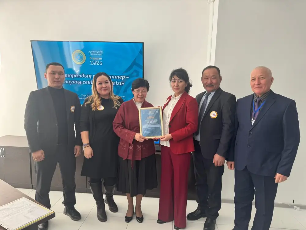 Территориальные избирательные комиссии отметили Всемирный день выборов (6)