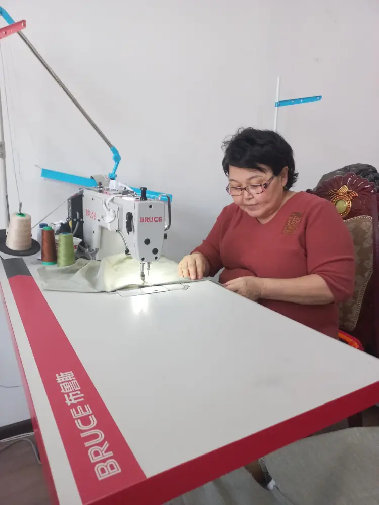 В ТУРКЕСТАНСКОЙ ОБЛАСТИ СИСТЕМНО РЕШАЮТ ВОПРОСЫ ТРУДОУСТРОЙСТВА ГРАЖДАН С ОСОБЫМИ ПОТРЕБНОСТЯМИ (2)