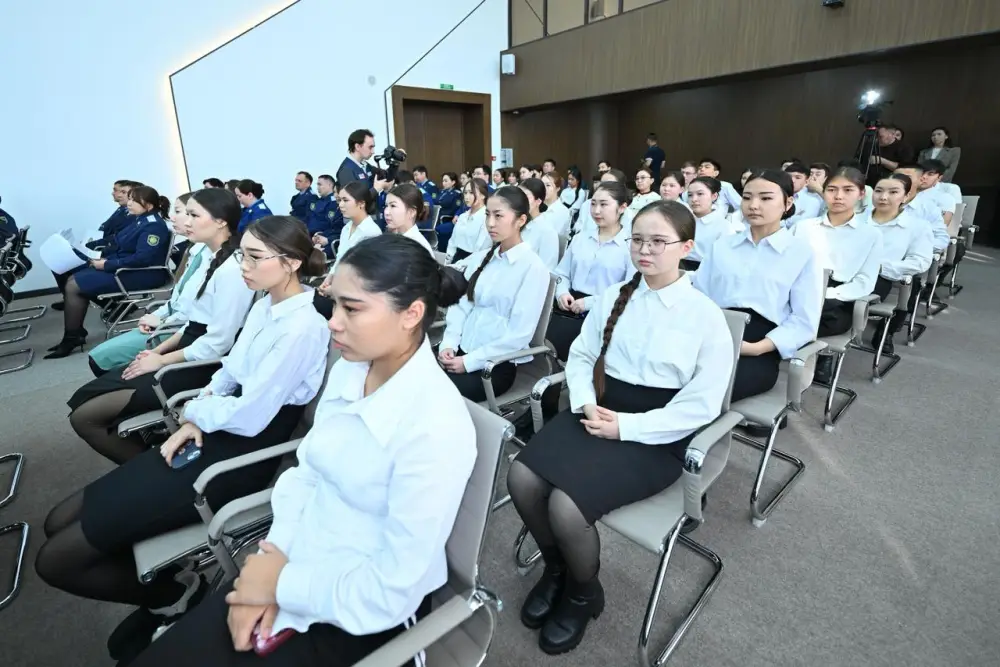 В области Абай прошел форум «Мен және Заң» (5)