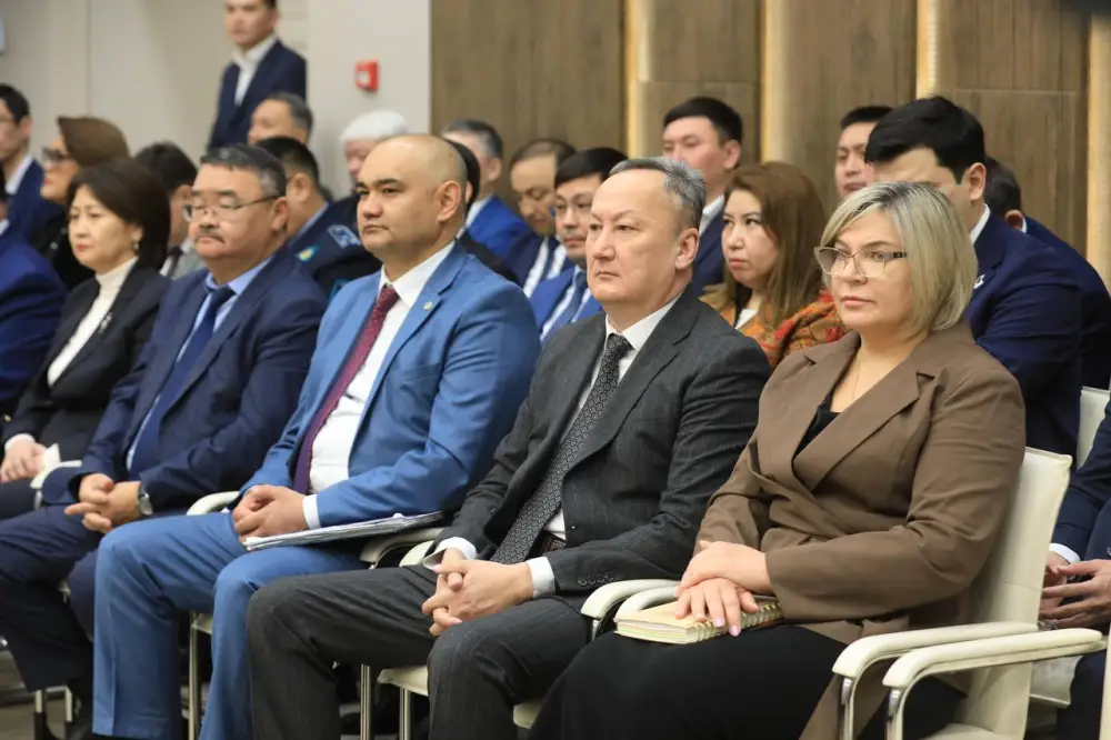 В областном акимате состоялось заседание актива по вопросам конституционной реформы (4)