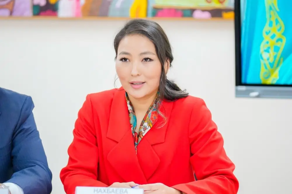 Столичная молодежь обсудила проект новой Конституции (3)