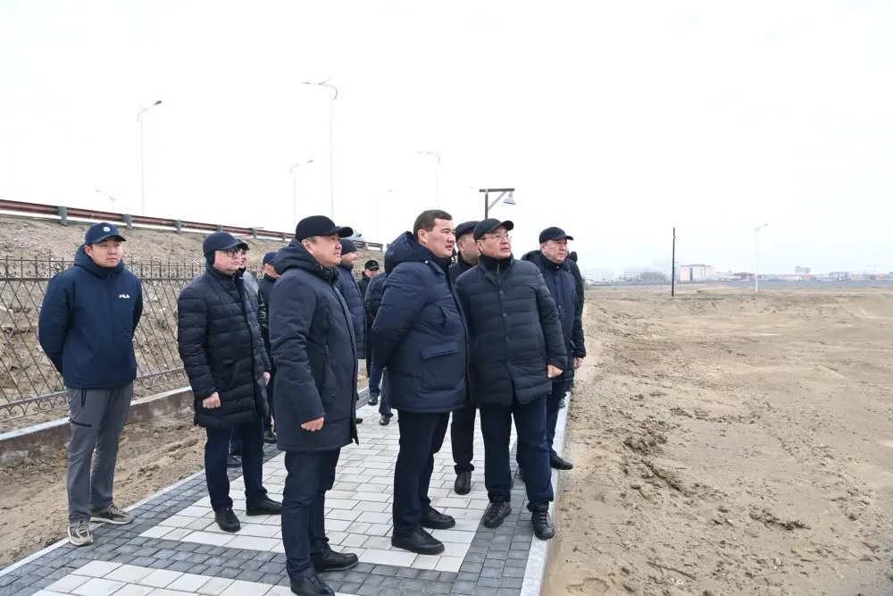 Глава региона осмотрел строительные площадки (8)