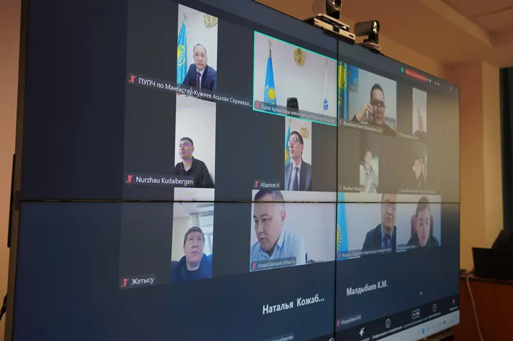 В национальном правозащитном центре обсудили проект новой Конституции (2)