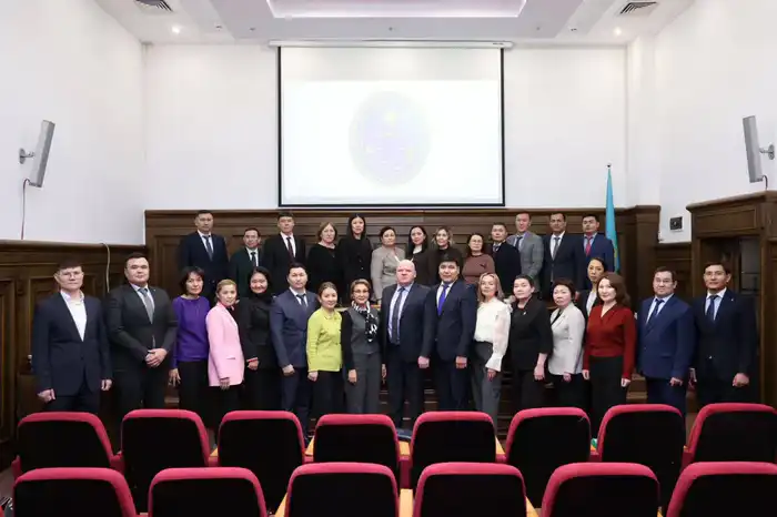 В Академии правосудия при Высшем Судебном Совете проведён очередной курс повышения квалификации для судей специализированных межрайонных экономических судов (5)