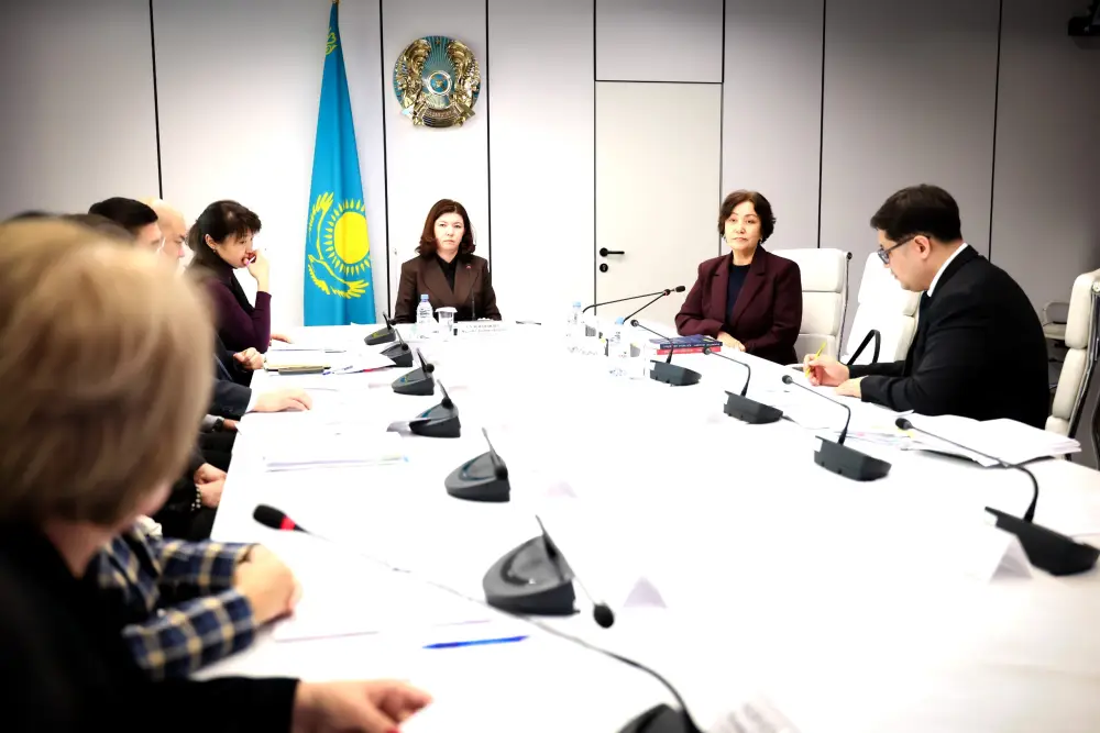 Жулдыз Сулейменова: Ключевым показателем реформ в образовании является статус учителя и его правовая защищенность (2)