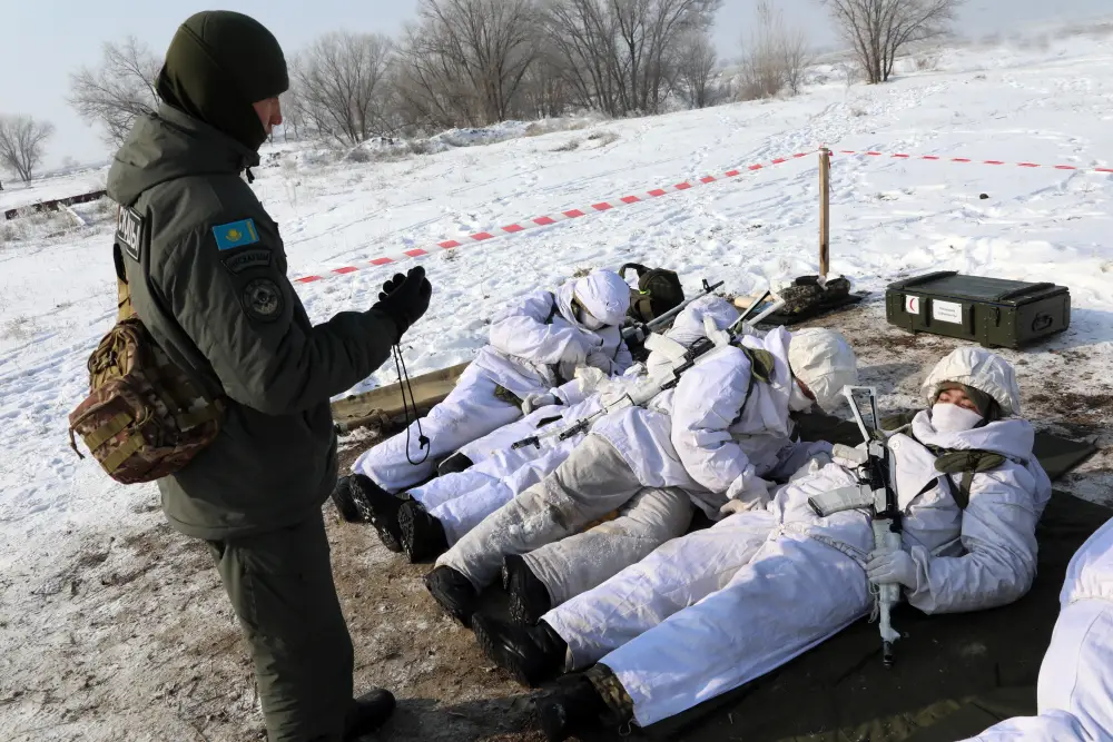 В этом году в Десантно-штурмовых войсках подготовят 150 парамедиков (3)