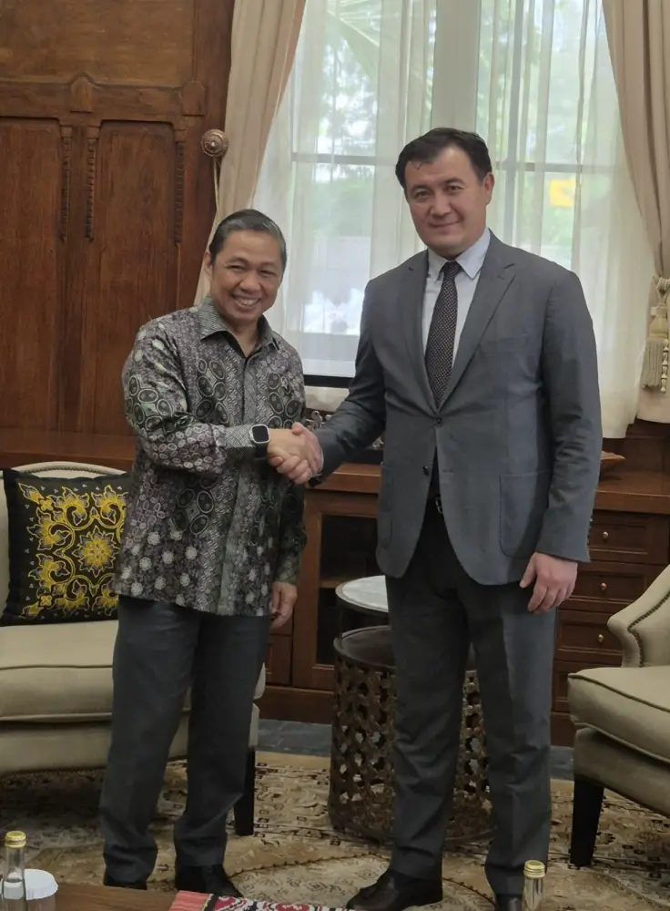 Казахстан и Индонезия укрепляют внешнеполитический диалог (2)