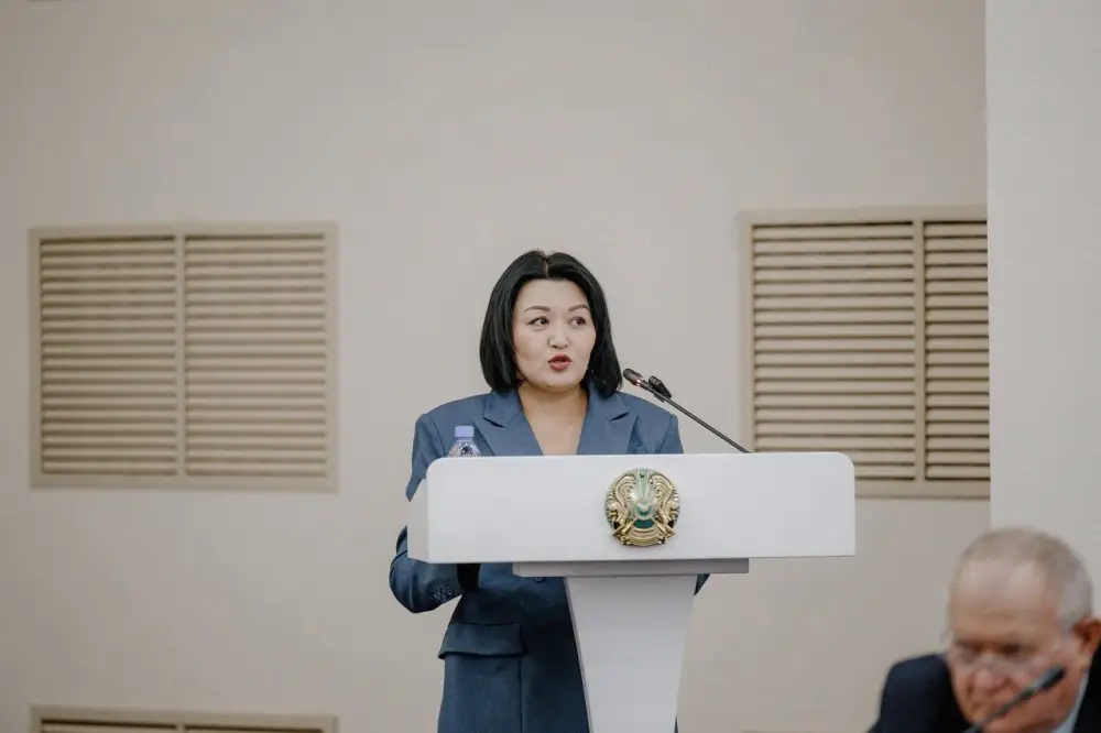 На заседании акимата рассмотрели два приоритетных вопроса - дальнейшнего социально-экономическое развитие региона и подготовку к паводковому периоду (5)